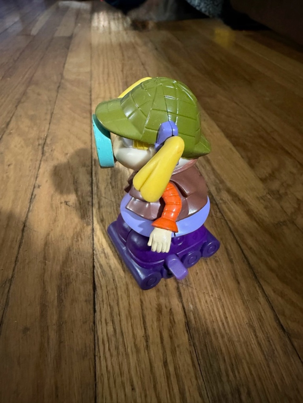 1998 Burger King Rugrats "Shirley-Lock Holmes" Angelica Pickles figure